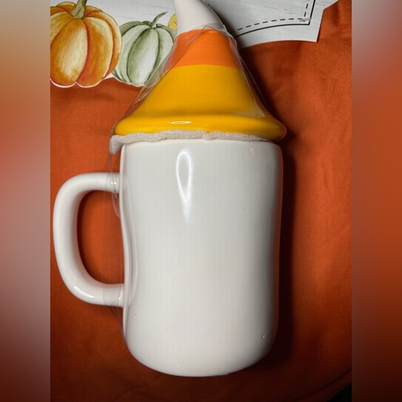 Halloween CLASSIC RAE DUNN “TRICK OR TREAT” GNOME MUG w/CANDY CORN TOPPER🎃 - Picture 5 of 12